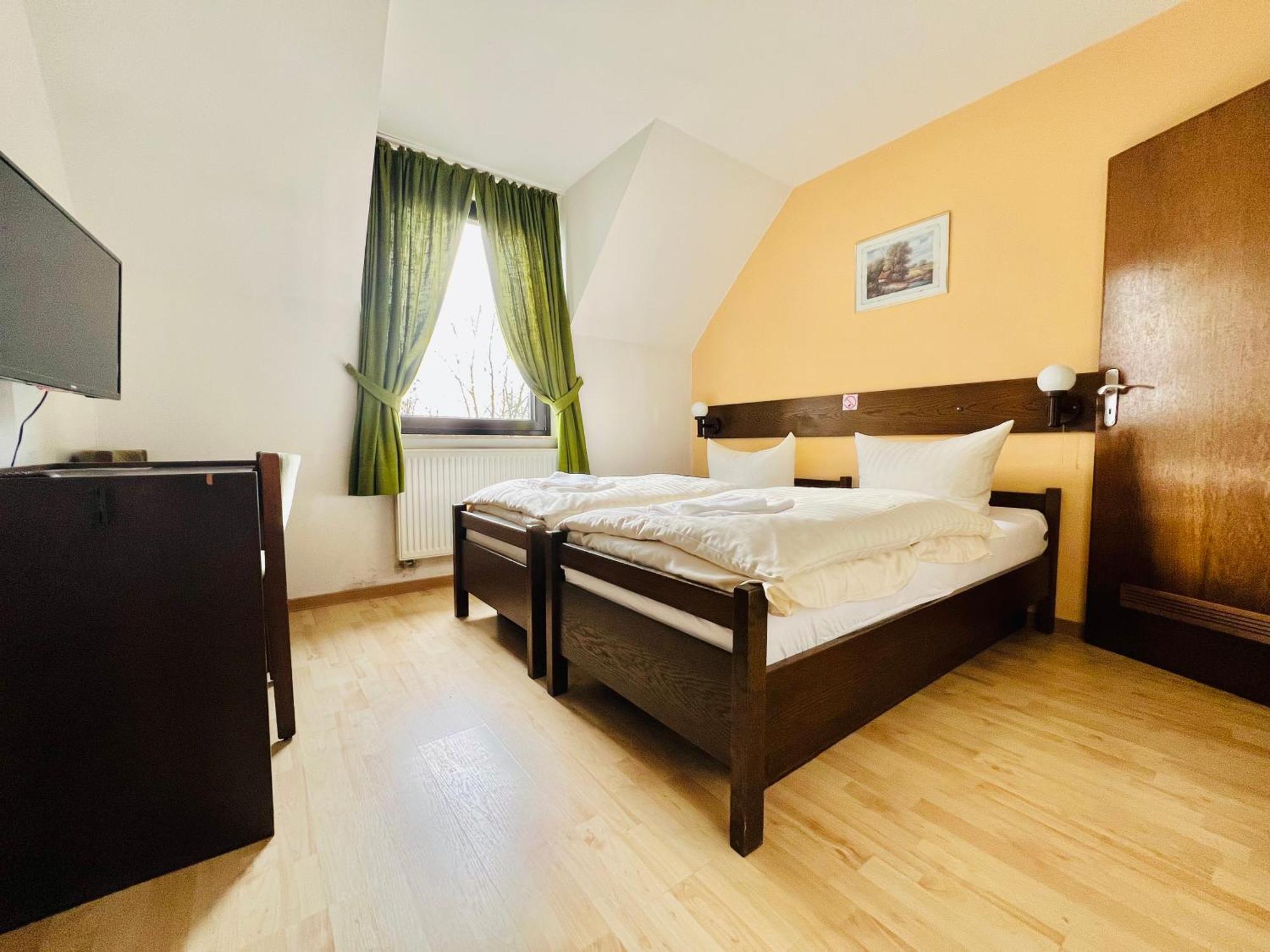 Hotel Ellermann Vlotho Ngoại thất bức ảnh