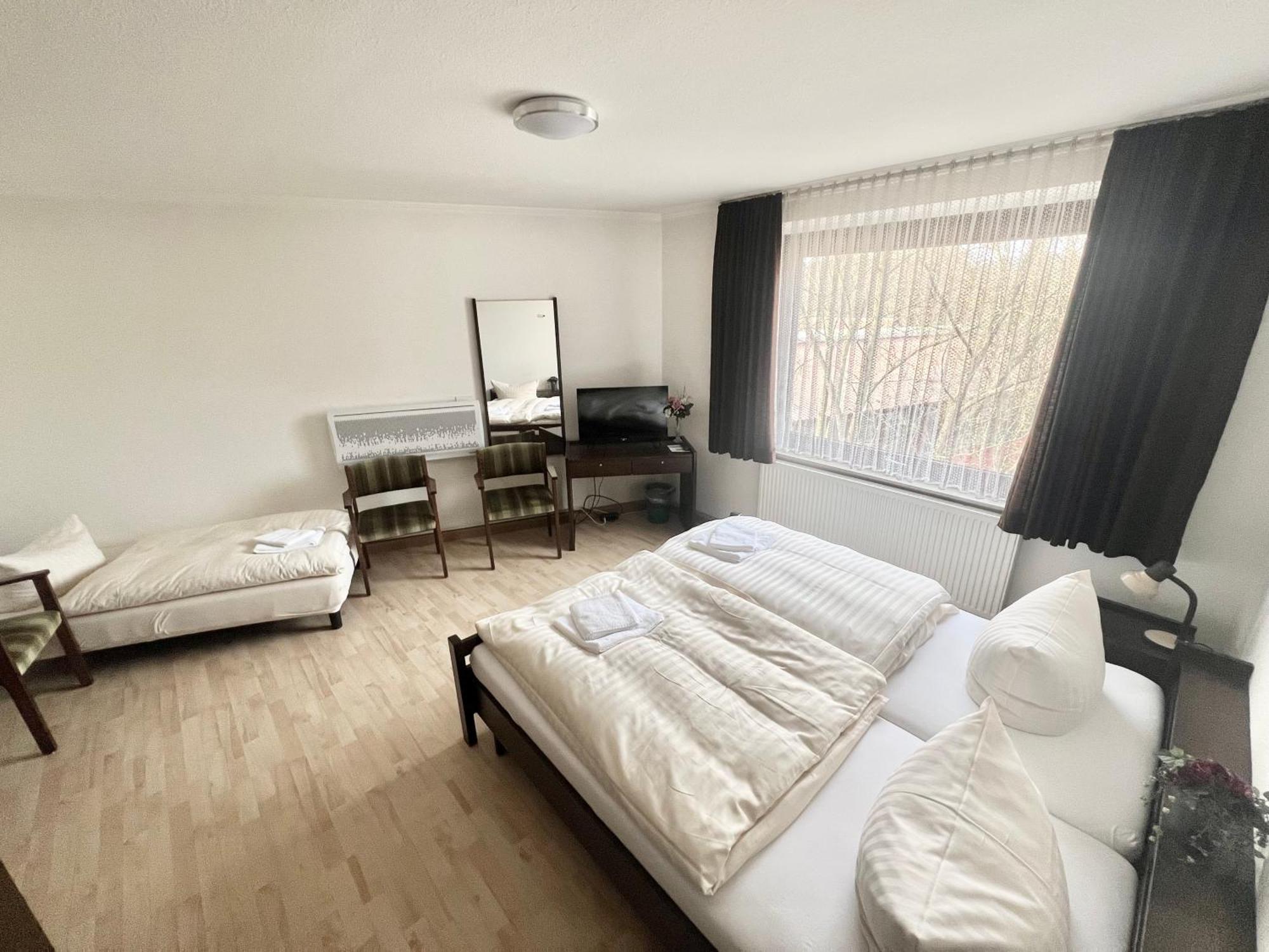 Hotel Ellermann Vlotho Ngoại thất bức ảnh