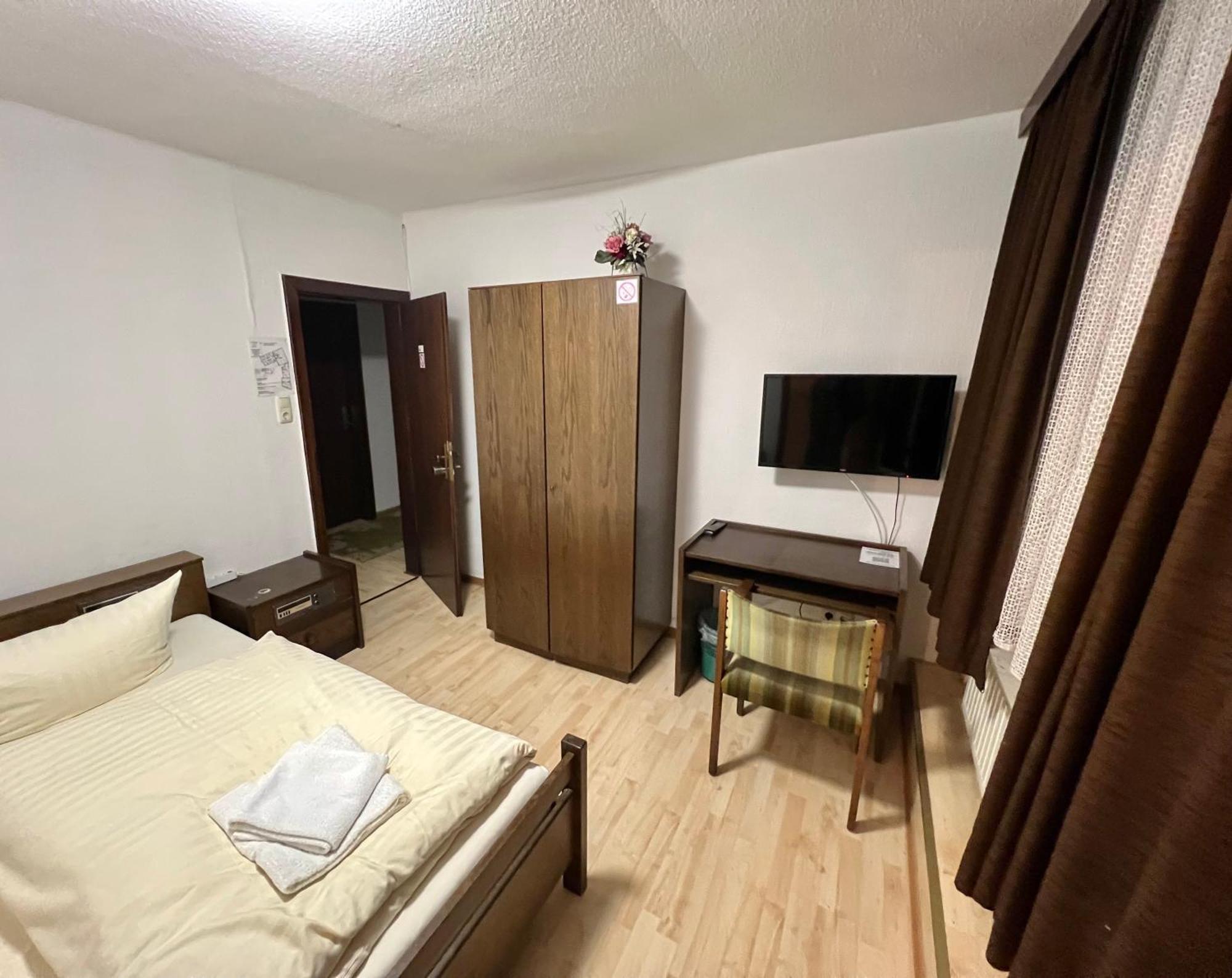 Hotel Ellermann Vlotho Ngoại thất bức ảnh